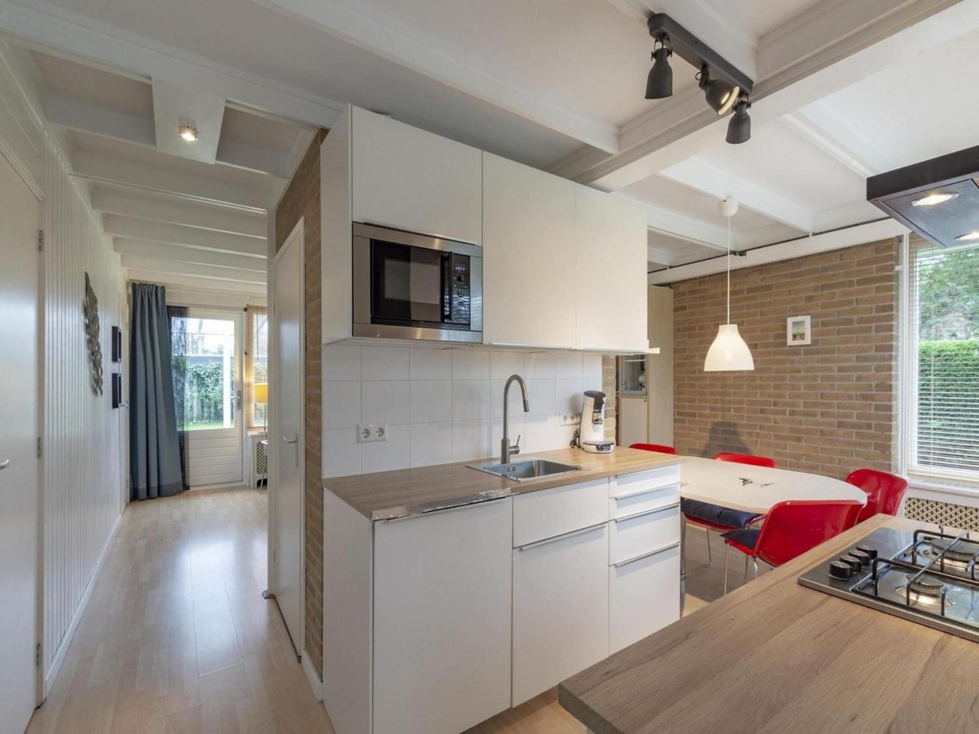 Attractive Holiday Home Close To Beach Sint Maartensvlotbrug Экстерьер фото