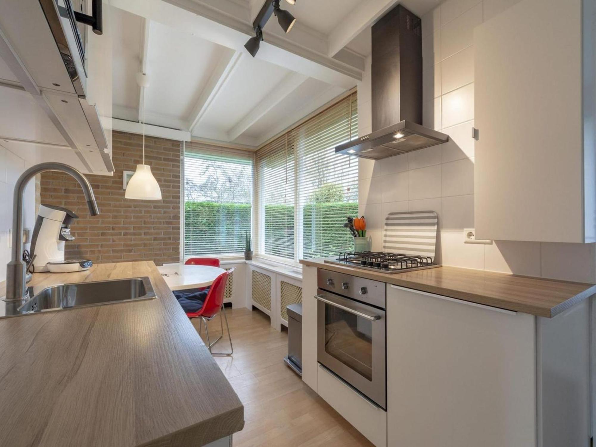 Attractive Holiday Home Close To Beach Sint Maartensvlotbrug Экстерьер фото